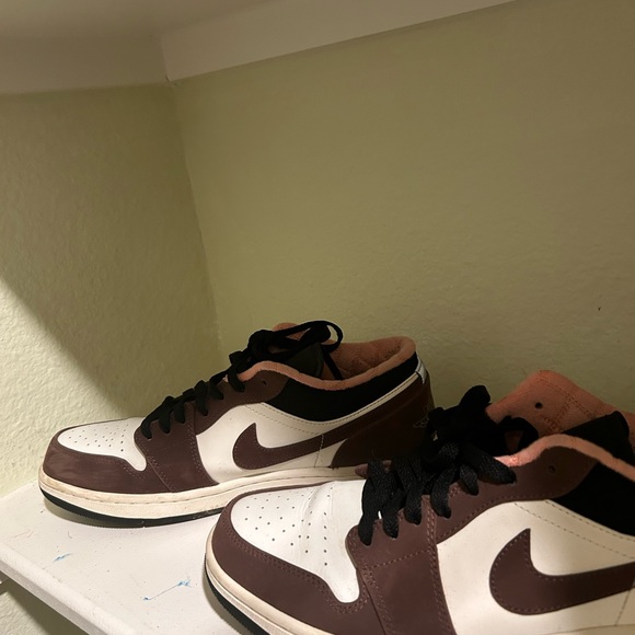 Jordan 1 low mocha size 10 - Picture 2 of 2